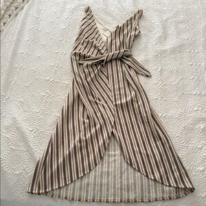 H&M Beige and Black Asymmetrical Dress